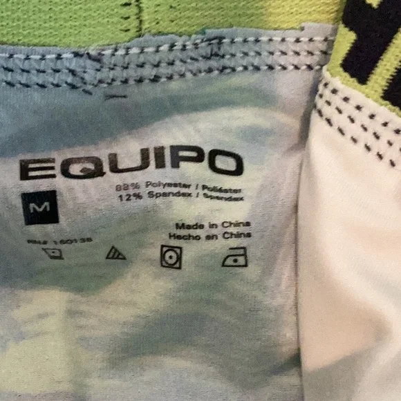 Equipe Blue and Green Performance Shorts Size M - Picture 5 of 5
